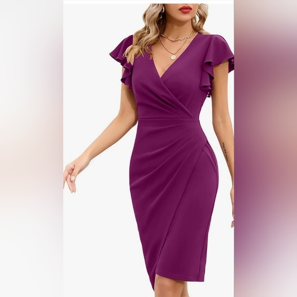 Dresses & Skirts - 💙NWT Ruffled sleeve v neck cocktail dress